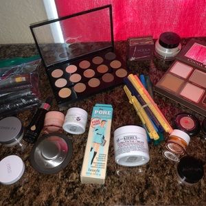 ⭐️ PRESTIGE MAKEUP BUNDLE ⭐️